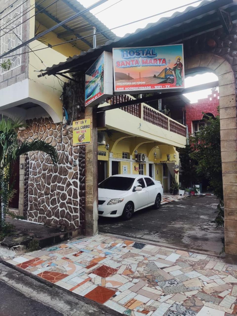 Hostal Santa Marta La Union Bagian luar foto